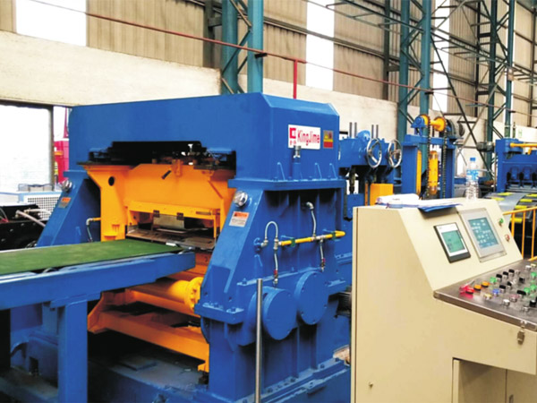 KJF100薄板數控高速精密開卷整平飛剪定尺橫切生產線